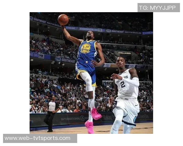 国王队与灰熊队激战正酣谁能在这场对决中笑到最后